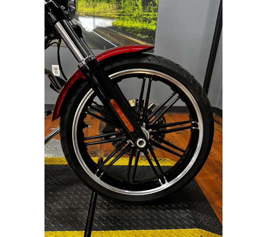 2019 Harley-Davidson® Breakout® 114 WICKED RED W/PINSTRIPE