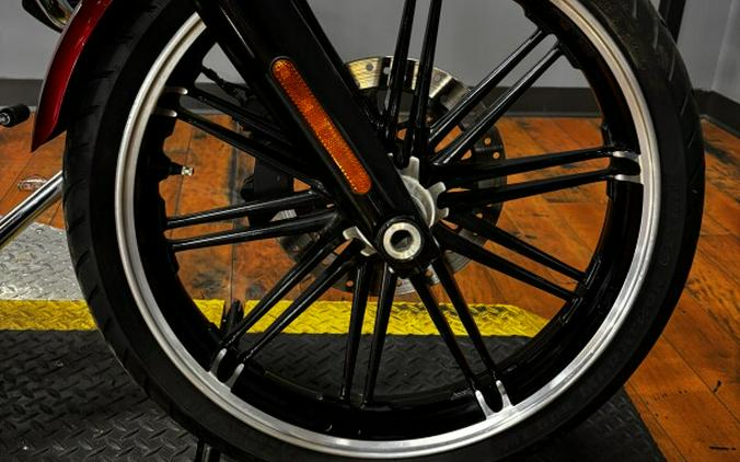 2019 Harley-Davidson® Breakout® 114 WICKED RED W/PINSTRIPE