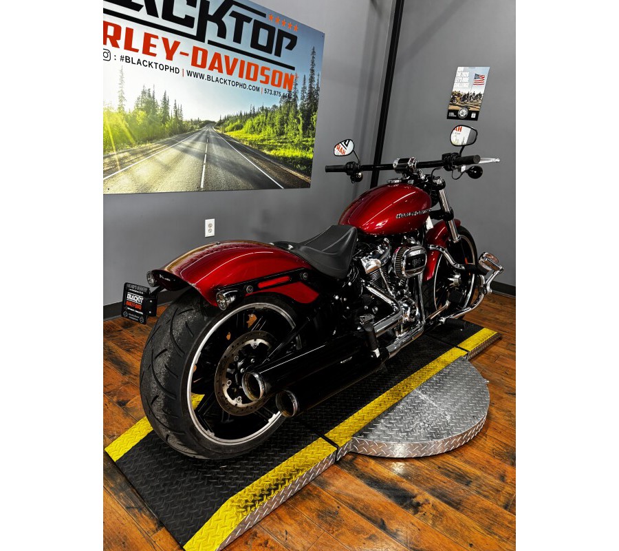 2019 Harley-Davidson® Breakout® 114 WICKED RED W/PINSTRIPE