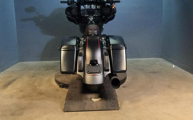2016 Harley-Davidson Street Glide Special Black Denim