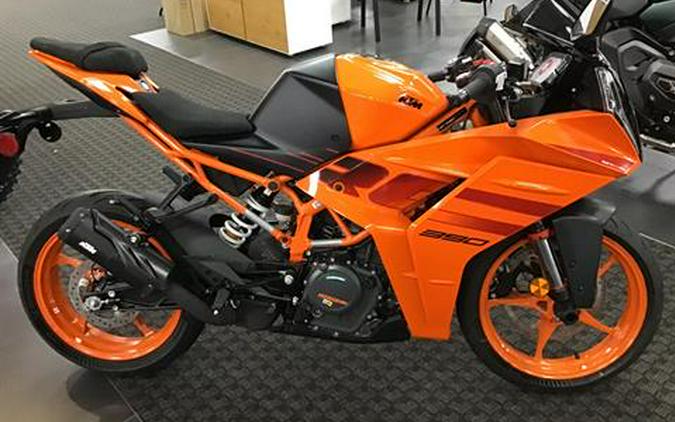 2024 KTM RC 390
