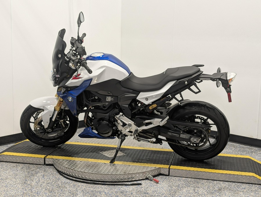 2022 BMW F 900 R
