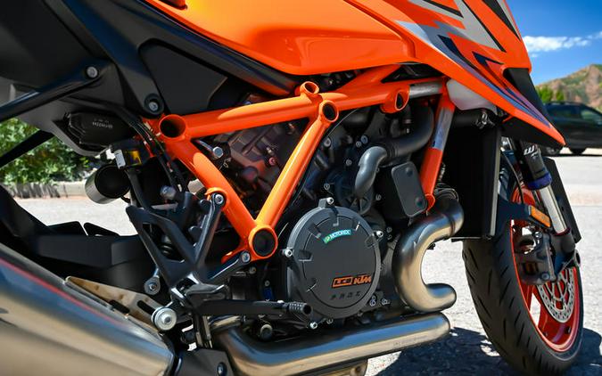 2023 KTM 1290 Super Duke R Evo