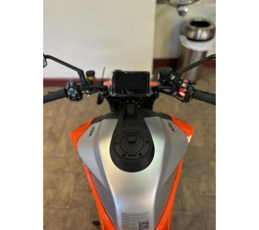 2023 KTM 1290 Super Duke R Evo