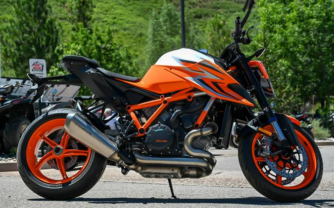 2023 KTM 1290 Super Duke R Evo