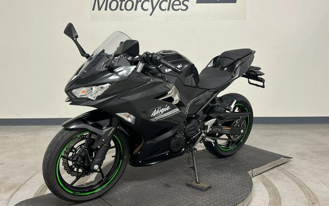 2022 Kawasaki Ninja 400 ABS (EX400GNFNN)