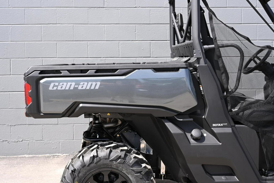 2024 Can-Am® Defender XT HD10