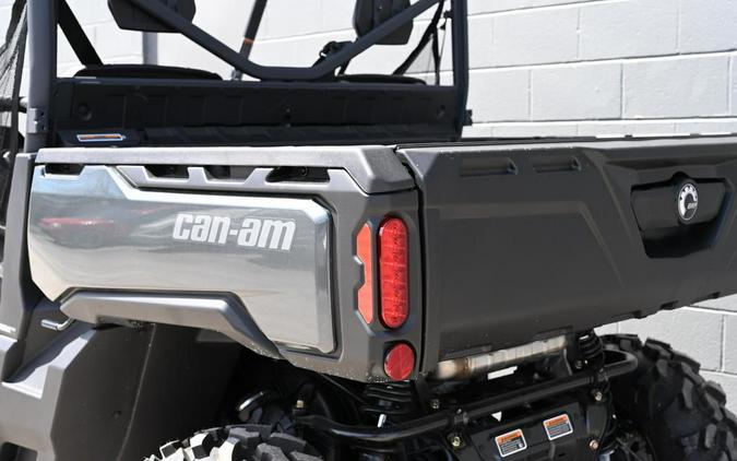 2024 Can-Am® Defender XT HD10