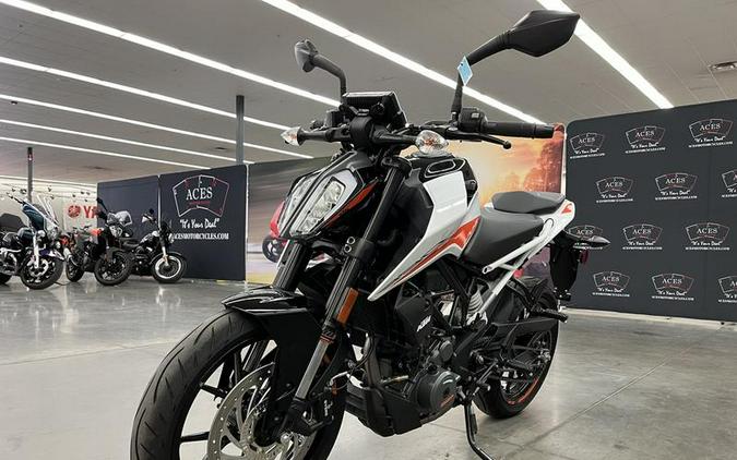 2022 KTM DUKE 390