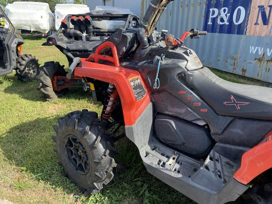 2018 Can-Am® Outlander™ X® mr 1000R Black & Can-Am Red