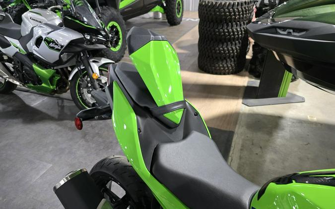 2026 Kawasaki Ninja® 500 SE ABS