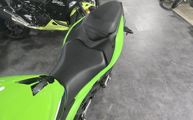 2026 Kawasaki Ninja® 500 SE ABS