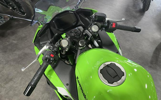 2026 Kawasaki Ninja® 500 SE ABS