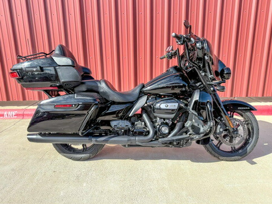 2020 Harley-Davidson® Ultra Limited Vivid Black