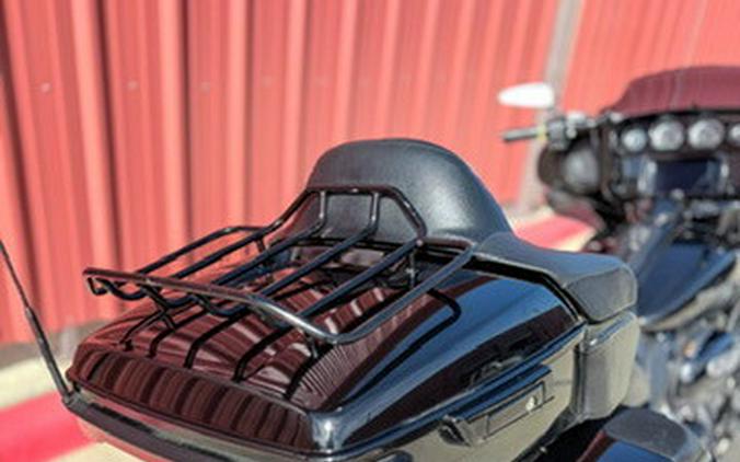 2020 Harley-Davidson® Ultra Limited Vivid Black