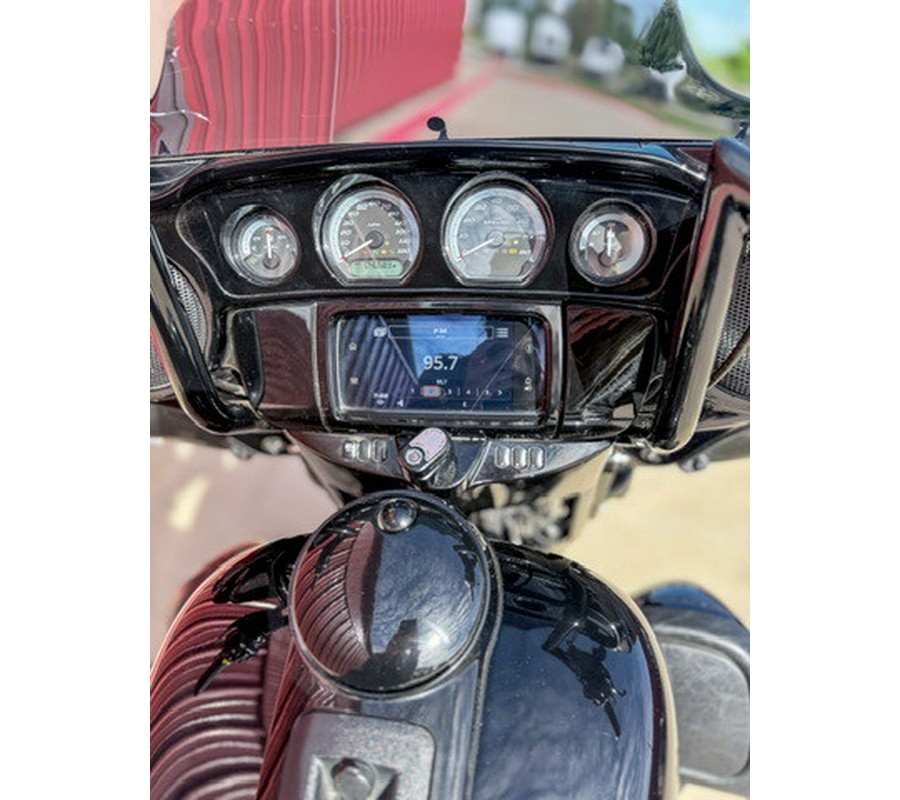 2020 Harley-Davidson® Ultra Limited Vivid Black