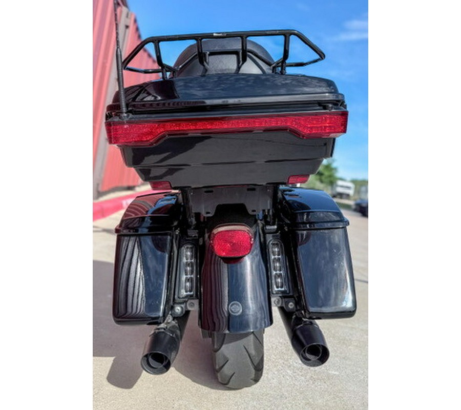 2020 Harley-Davidson® Ultra Limited Vivid Black