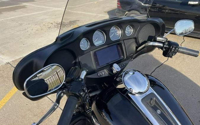 2020 Harley-Davidson® FLHTCUTG - Tri Glide® Ultra