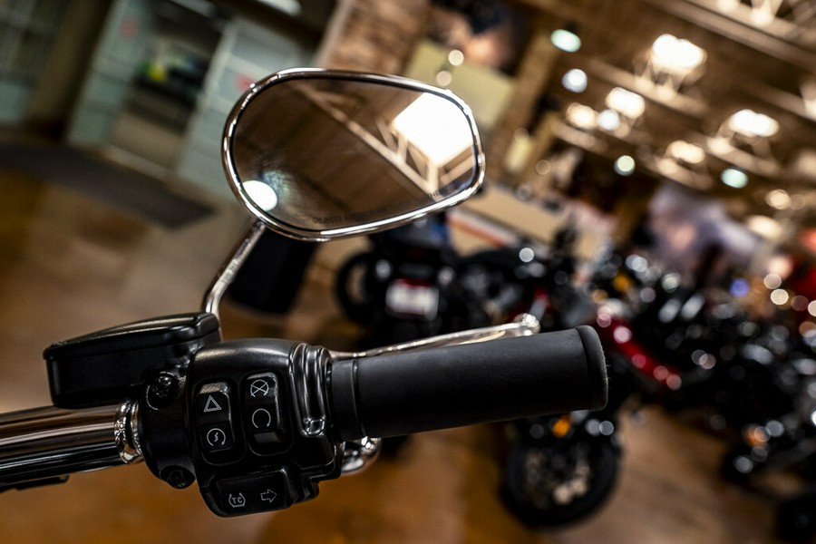 2024 Harley-Davidson Softail Breakout 117 Cruiser FXBR