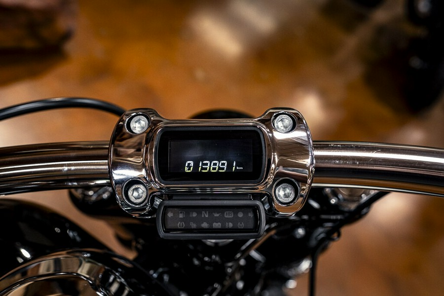 2024 Harley-Davidson Softail Breakout 117 Cruiser FXBR