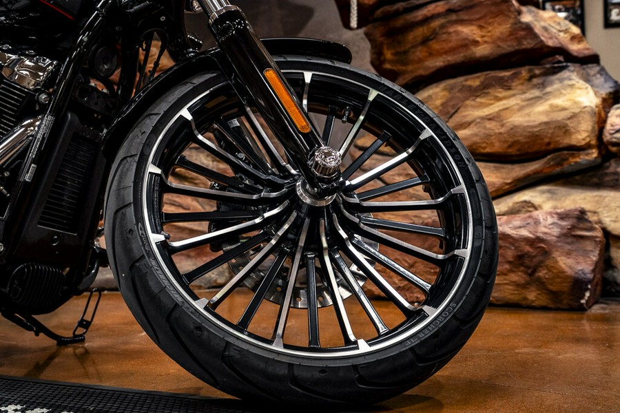 2024 Harley-Davidson Softail Breakout 117 Cruiser FXBR