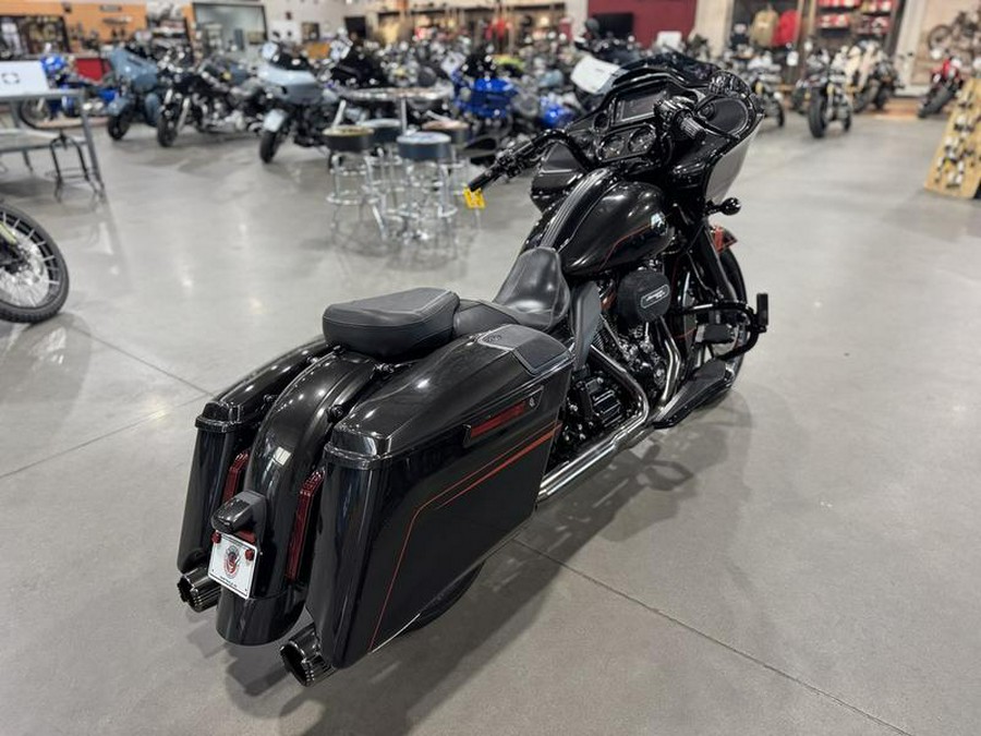 2018 Harley-Davidson® FLTRXSE - CVO™ Road Glide®