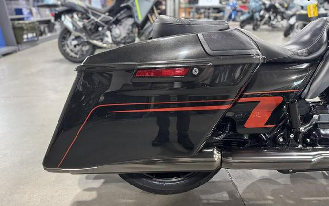 2018 Harley-Davidson® FLTRXSE - CVO™ Road Glide®