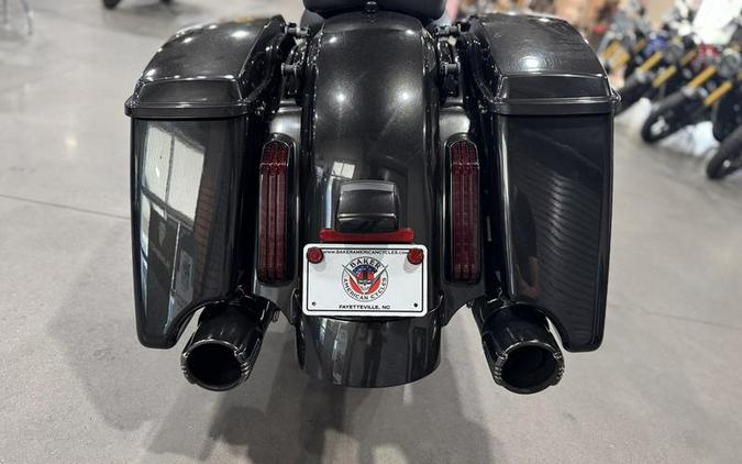 2018 Harley-Davidson® FLTRXSE - CVO™ Road Glide®