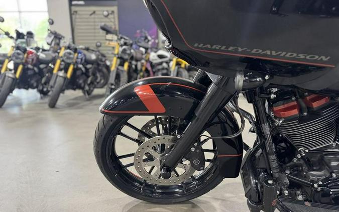 2018 Harley-Davidson® FLTRXSE - CVO™ Road Glide®