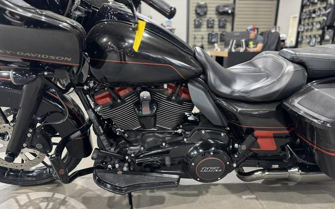 2018 Harley-Davidson® FLTRXSE - CVO™ Road Glide®