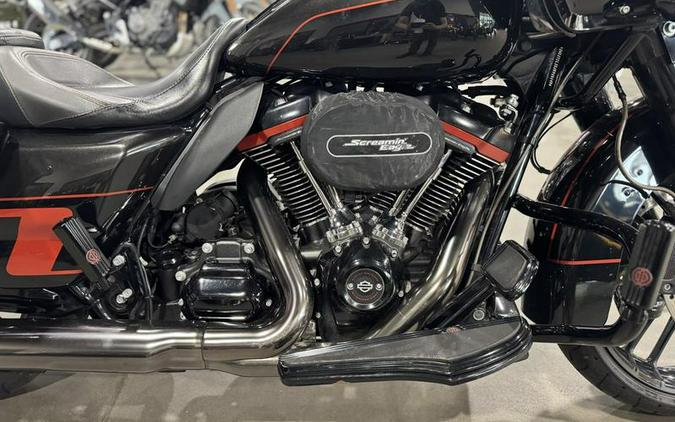 2018 Harley-Davidson® FLTRXSE - CVO™ Road Glide®