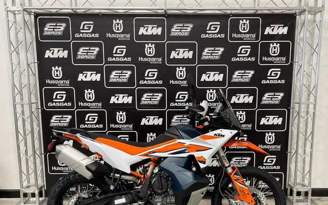 2023 KTM 890 Adventure R