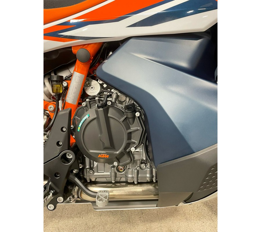 2023 KTM 890 Adventure R