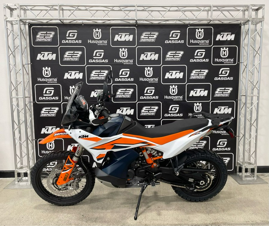 2023 KTM 890 Adventure R