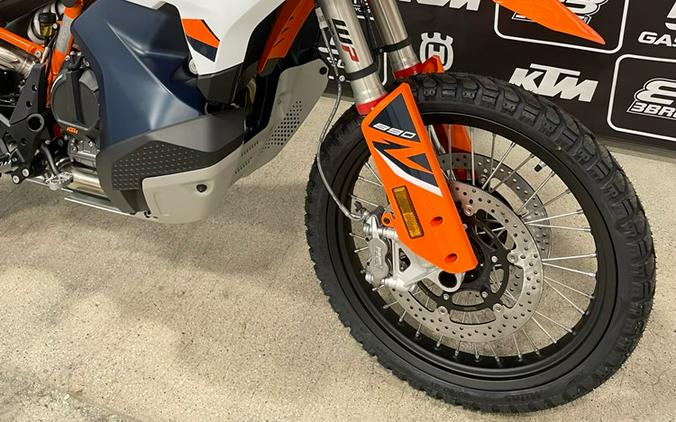 2023 KTM 890 Adventure R