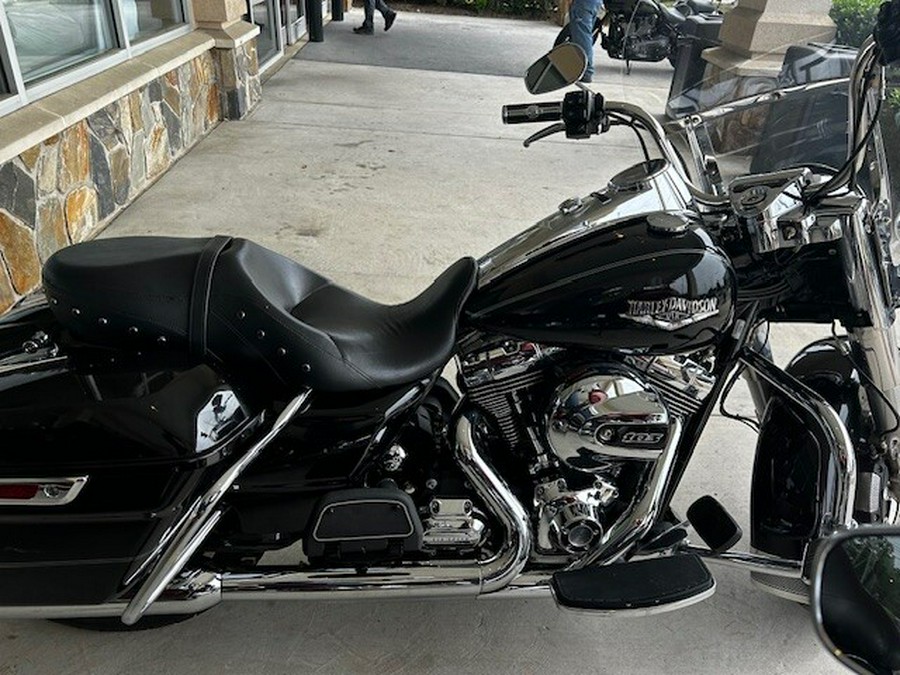 2015 Harley-Davidson Road King Classic Black