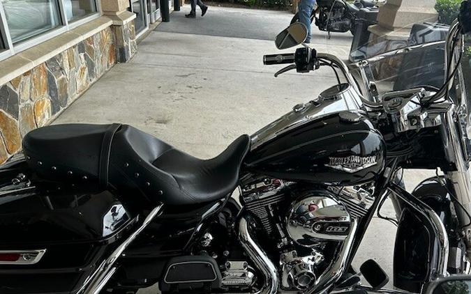 2015 Harley-Davidson Road King Classic Black