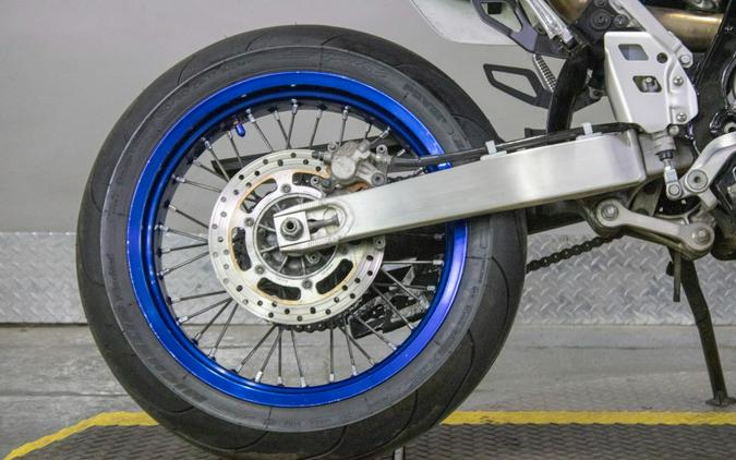 2023 Suzuki DR-Z400SM