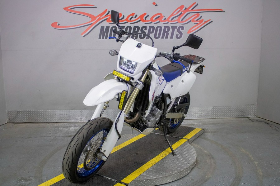 2023 Suzuki DR-Z400SM