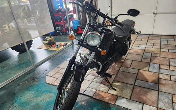 2017 Suzuki Boulevard S40