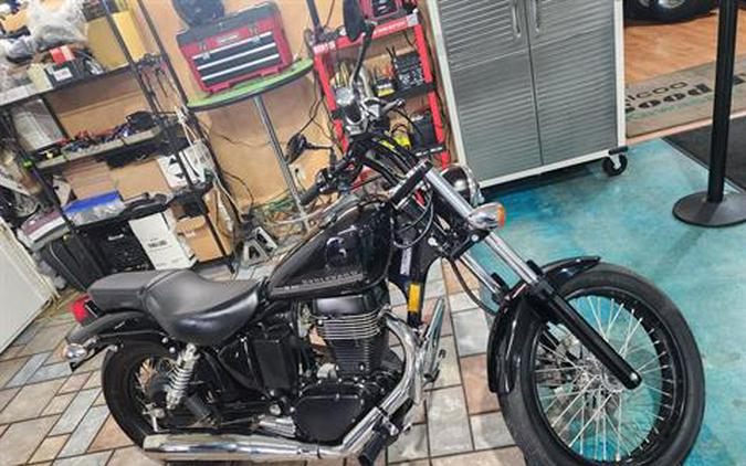 2017 Suzuki Boulevard S40