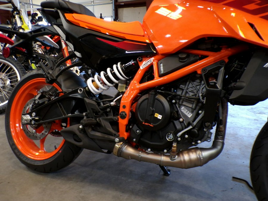 2024 KTM 390 Duke