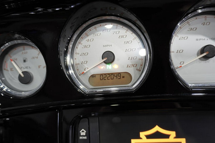 2017 Harley-Davidson® FLHXS - Street Glide® Special