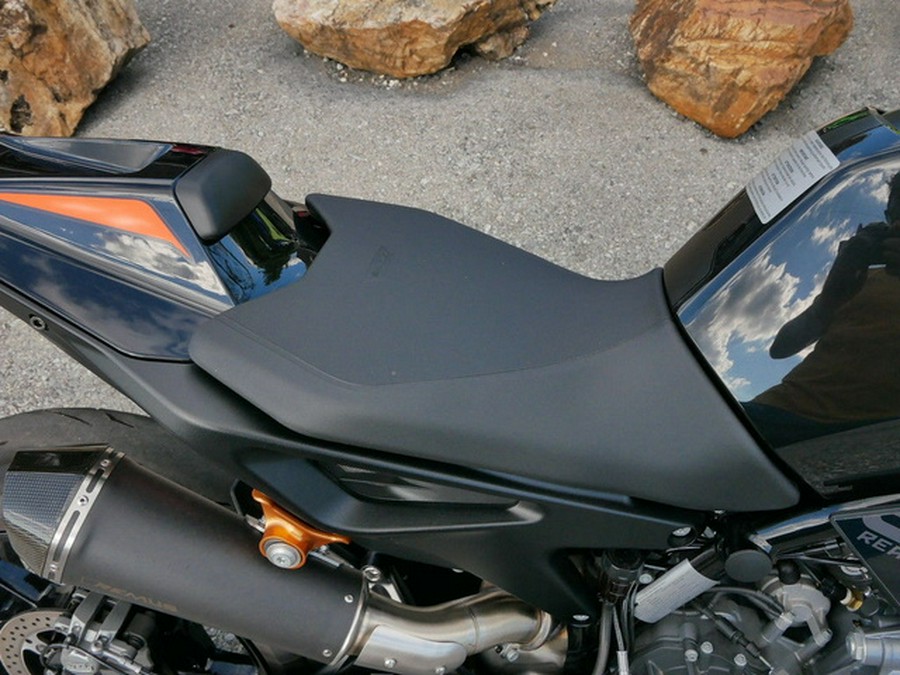 2022 KTM 890 Duke 890 R