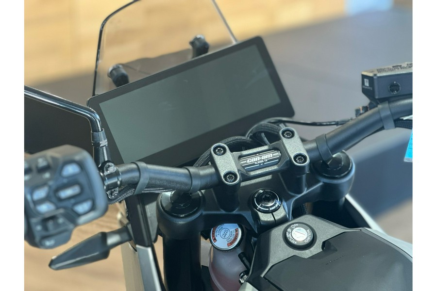 2025 Can-Am Origin '73