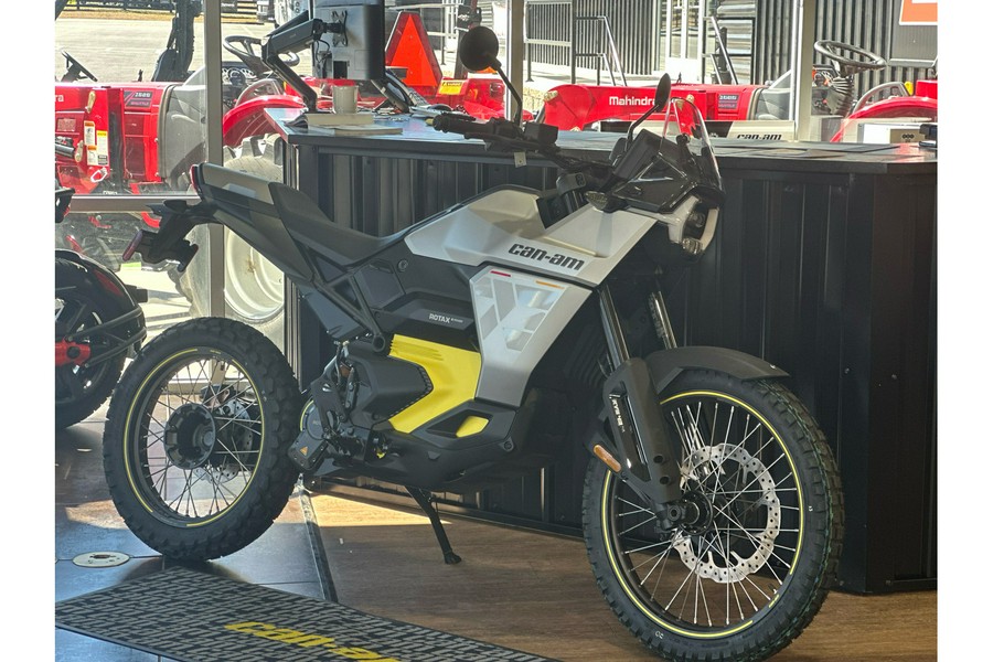 2025 Can-Am Origin '73