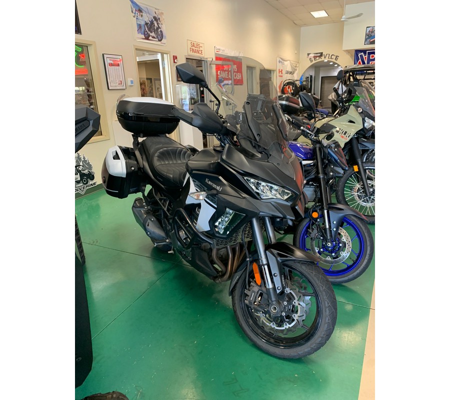 2019 Kawasaki Versys® 1000 SE LT+