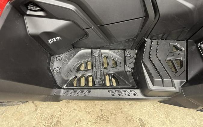 2025 Can-Am® Outlander MAX DPS 700