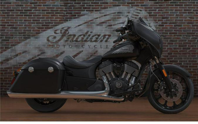 2018 Indian Motorcycle CHEIFTRAIN DARK HORSE