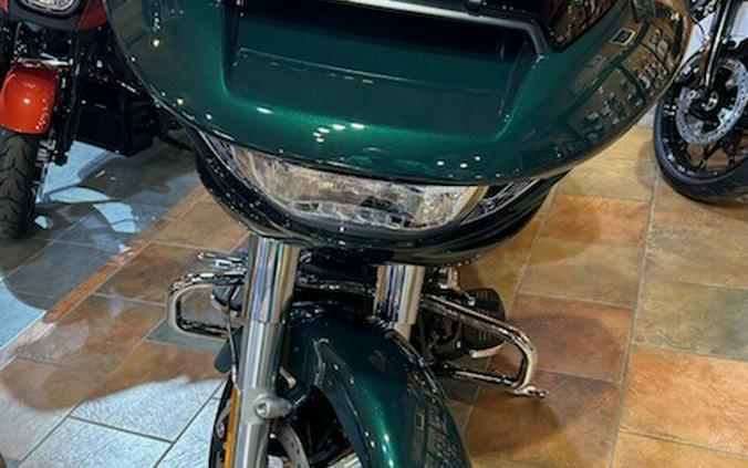 2024 Harley-Davidson Road Glide® Alpine Green w/Cast Wheels